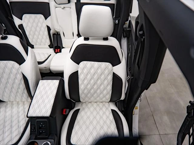 2026 Ford Bronco 6th Gen - Image 28 of 31
