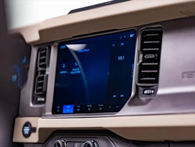 2026 Ford Bronco 6th Gen - Image 19 of 31