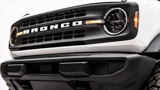 2026 Ford Bronco 6th Gen - Image 23 of 31