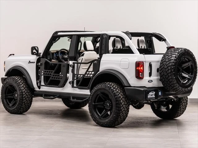 2026 Ford Bronco 6th Gen - Image 14 of 31