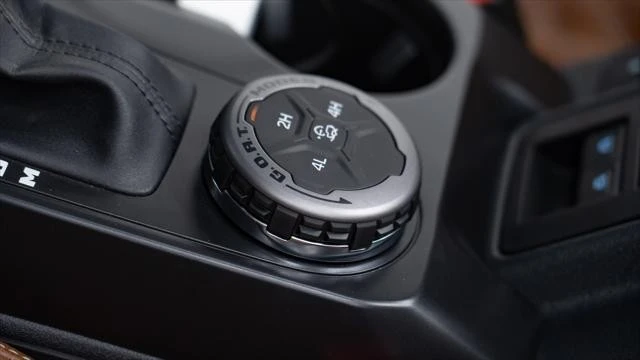 2026 Ford Bronco 6th Gen - Image 23 of 25