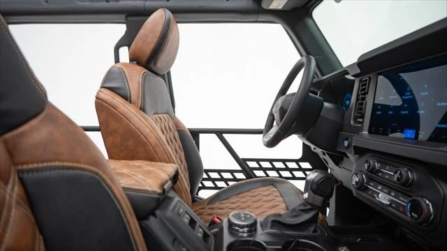 2026 Ford Bronco 6th Gen - Image 18 of 25