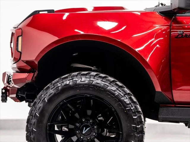 2026 Ford Bronco 6th Gen - Image 16 of 31