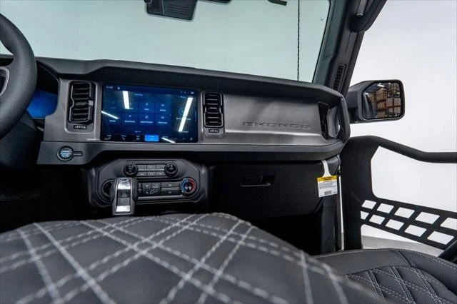 2026 Ford Bronco 6th Gen - Image 25 of 29