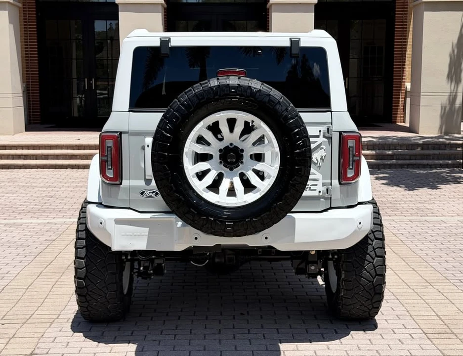 2026 Ford Bronco 6th Gen - Image 12 of 20