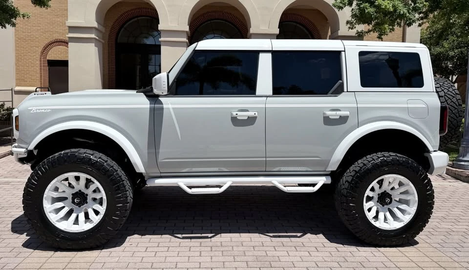2026 Ford Bronco 6th Gen - Image 4 of 20
