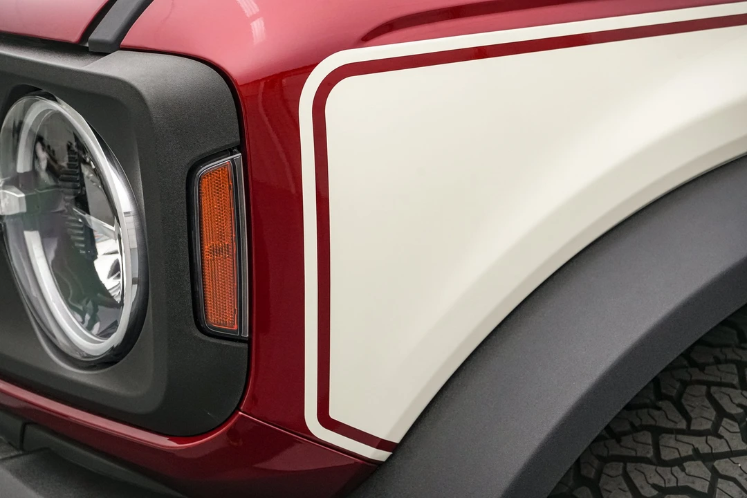 2026 Ford Bronco 6th Gen - Image 17 of 31