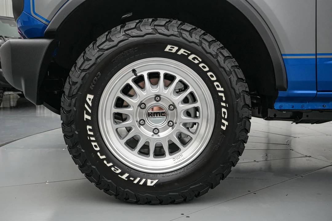 2026 Ford Bronco 6th Gen - Image 12 of 31