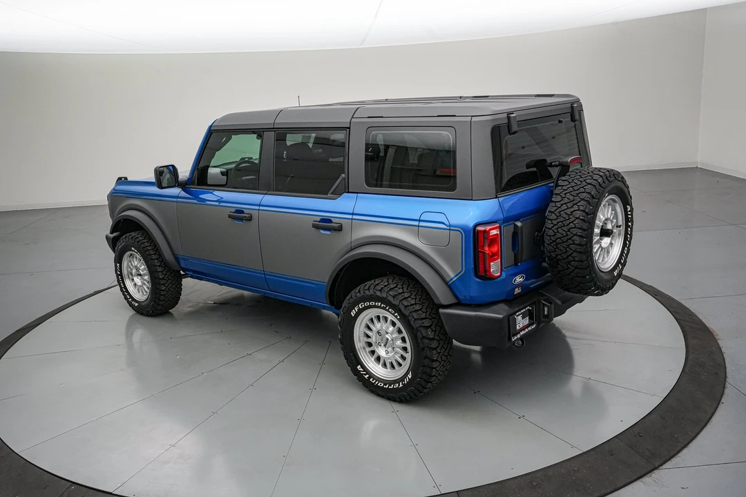 2026 Ford Bronco 6th Gen - Image 8 of 31