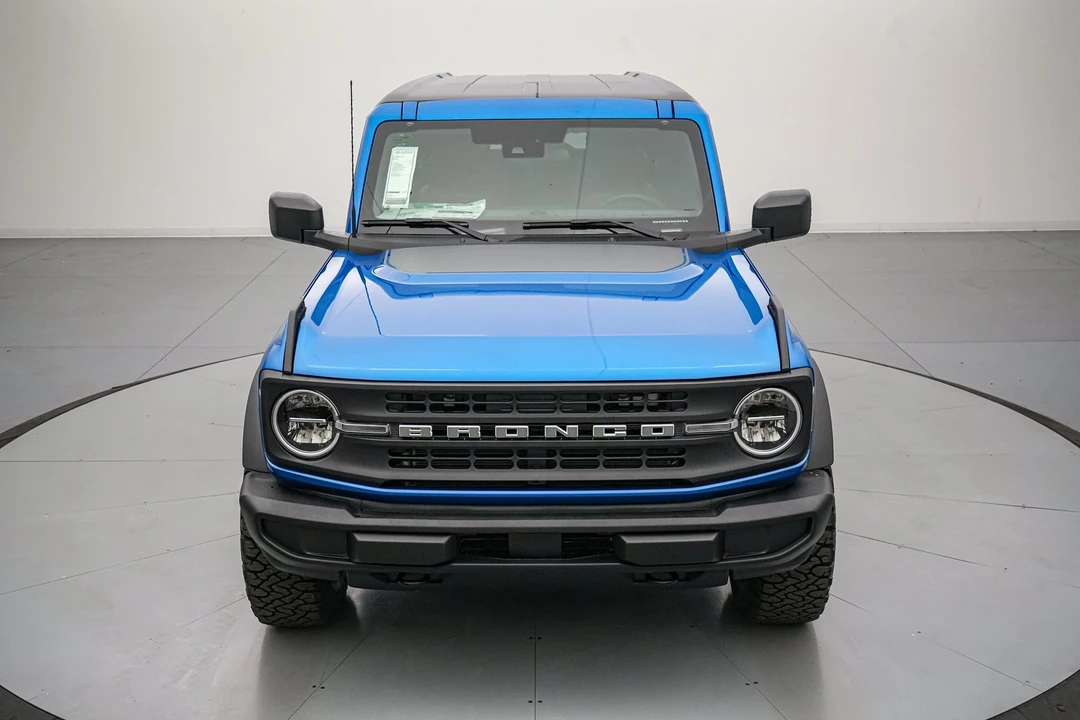 2026 Ford Bronco 6th Gen - Image 11 of 31