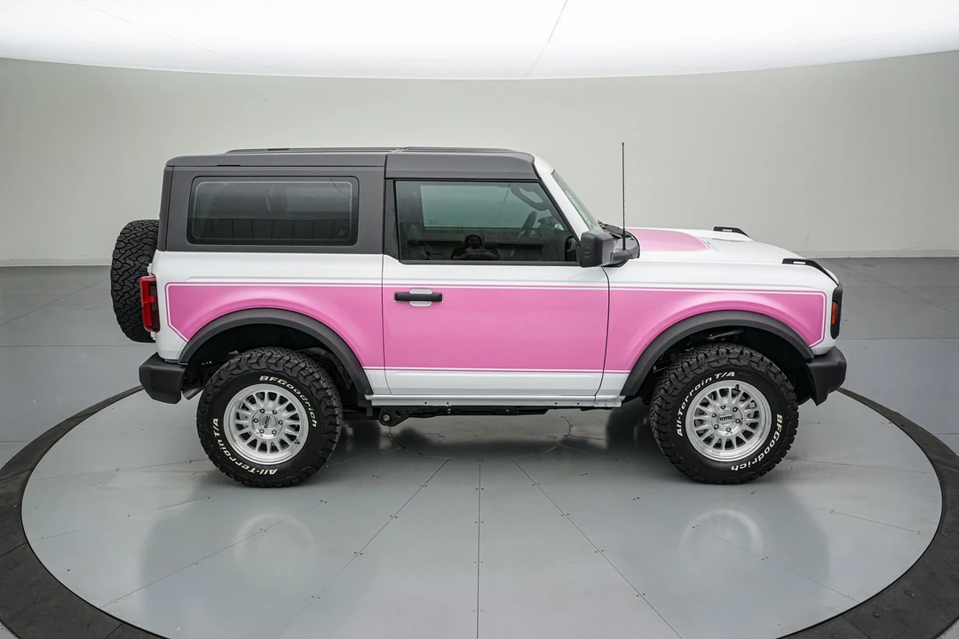 2026 Ford Bronco 6th Gen - Image 5 of 31