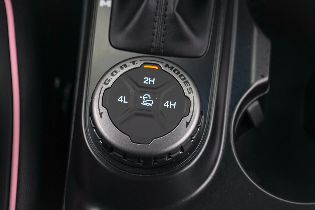 2026 Ford Bronco 6th Gen - Image 26 of 31
