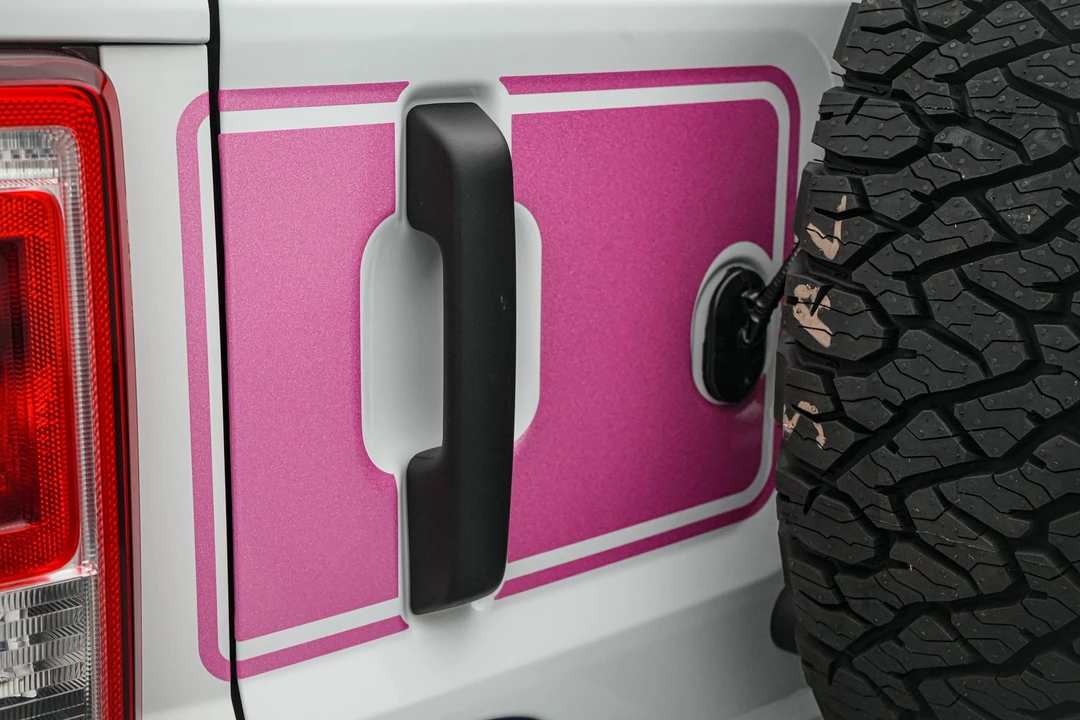 2026 Ford Bronco 6th Gen - Image 18 of 31