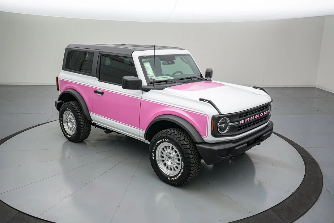 2026 Ford Bronco 6th Gen - Image 4 of 31