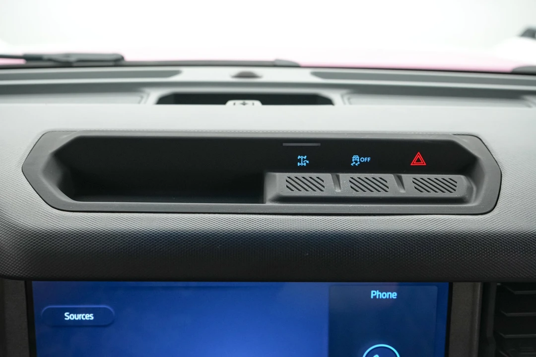 2026 Ford Bronco 6th Gen - Image 25 of 31