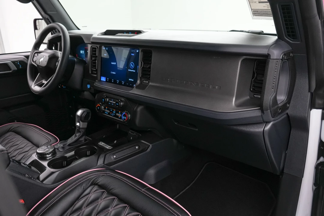 2026 Ford Bronco 6th Gen - Image 30 of 31