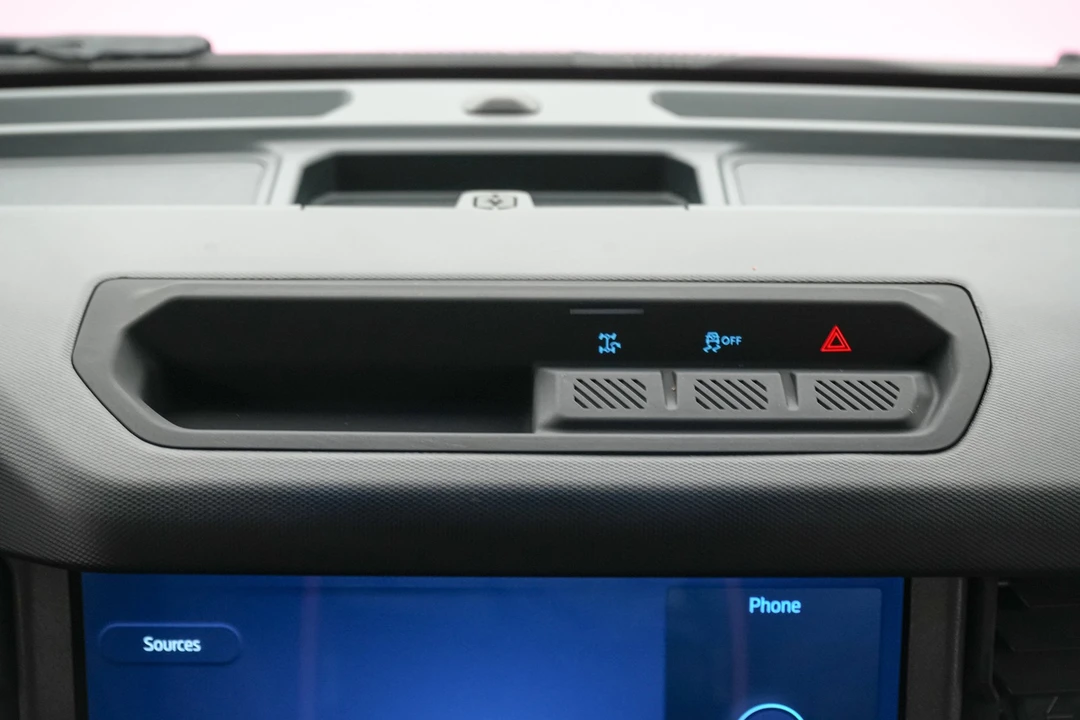 2026 Ford Bronco 6th Gen - Image 22 of 31