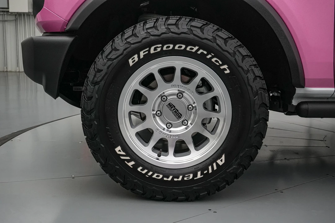 2026 Ford Bronco 6th Gen - Image 12 of 31