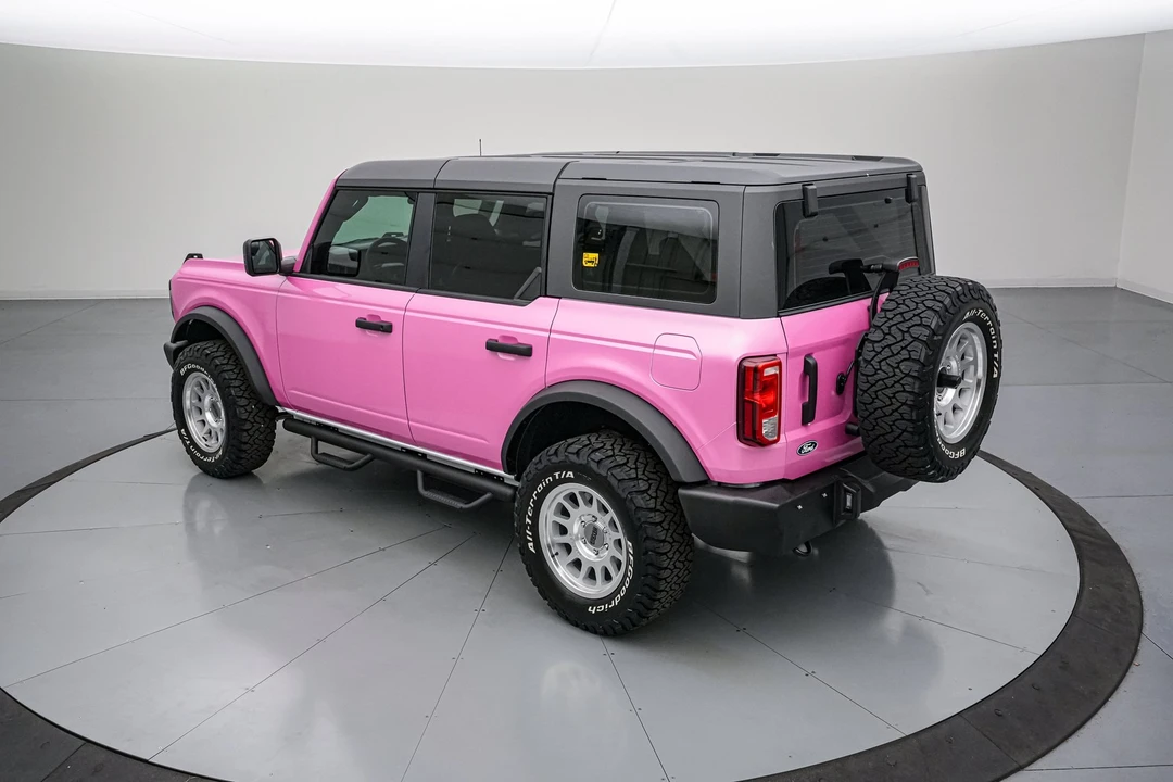 2026 Ford Bronco 6th Gen - Image 8 of 31