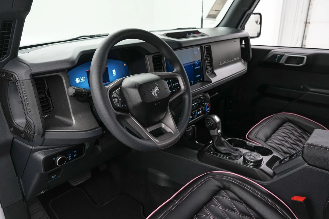 2026 Ford Bronco 6th Gen - Image 18 of 31