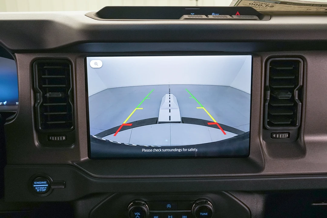 2026 Ford Bronco 6th Gen - Image 27 of 31