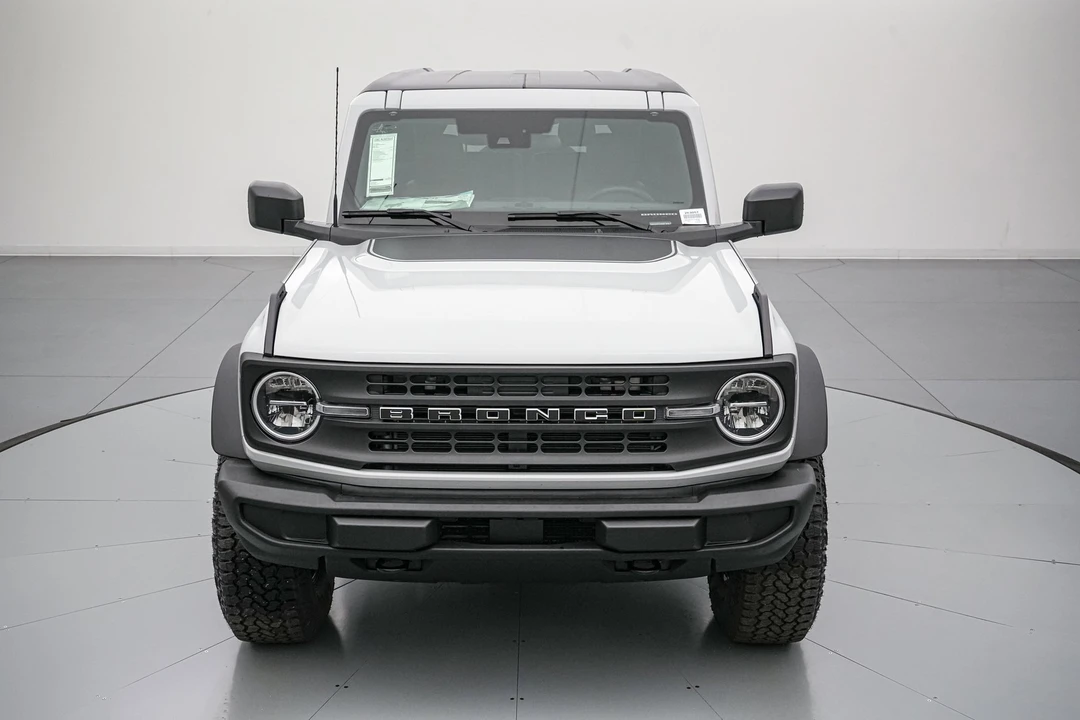 2026 Ford Bronco 6th Gen - Image 11 of 31