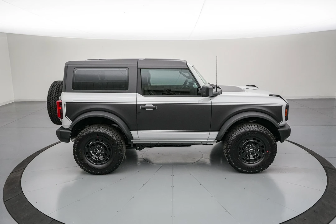 2026 Ford Bronco 6th Gen - Image 5 of 31