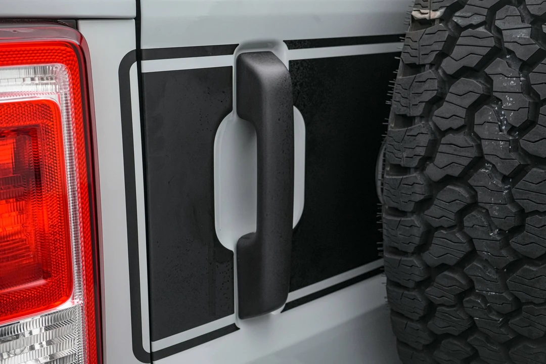 2026 Ford Bronco 6th Gen - Image 18 of 31