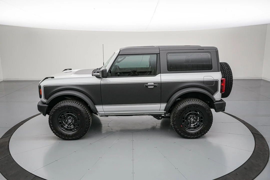 2026 Ford Bronco 6th Gen - Image 9 of 31