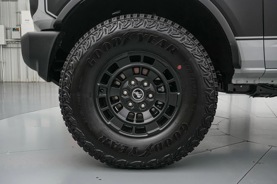 2026 Ford Bronco 6th Gen - Image 12 of 31