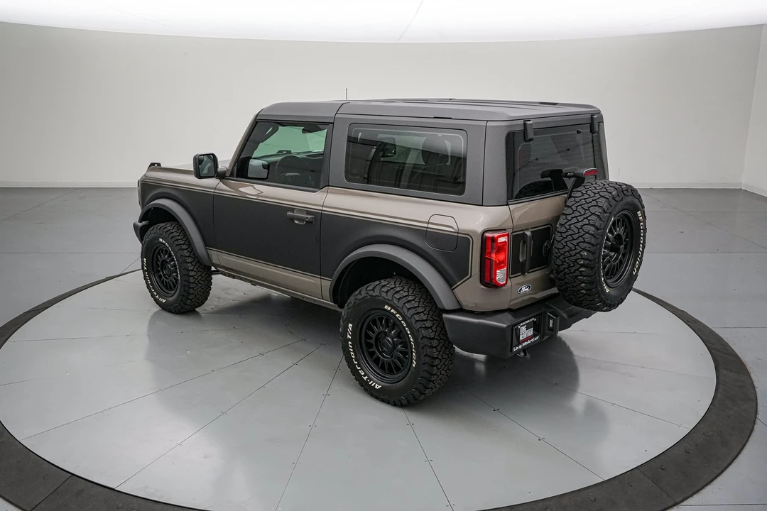 2026 Ford Bronco 6th Gen - Image 8 of 31