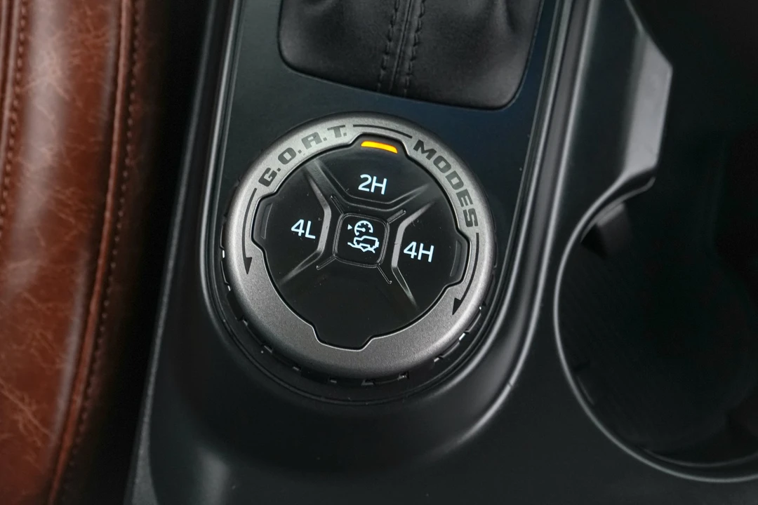 2026 Ford Bronco 6th Gen - Image 26 of 31