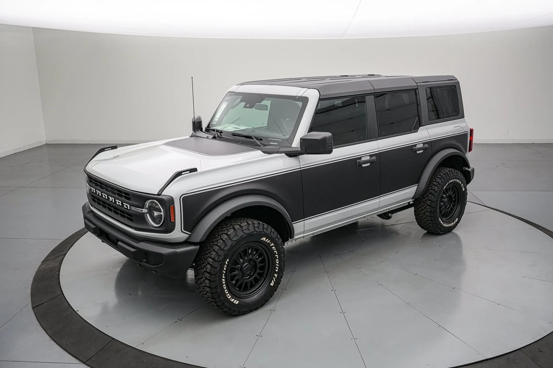 2026 Ford Bronco 6th Gen - Image 10 of 31