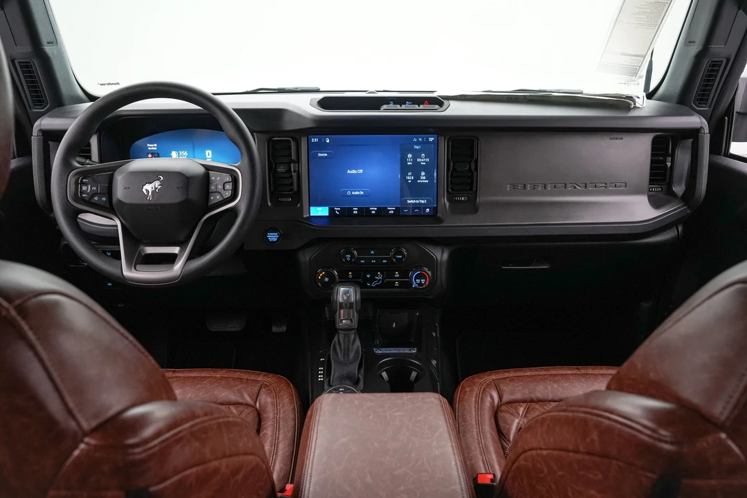 2026 Ford Bronco 6th Gen - Image 23 of 31