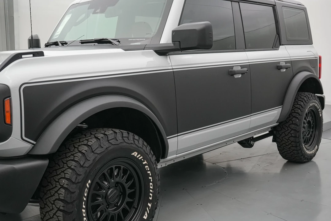 2026 Ford Bronco 6th Gen - Image 16 of 31