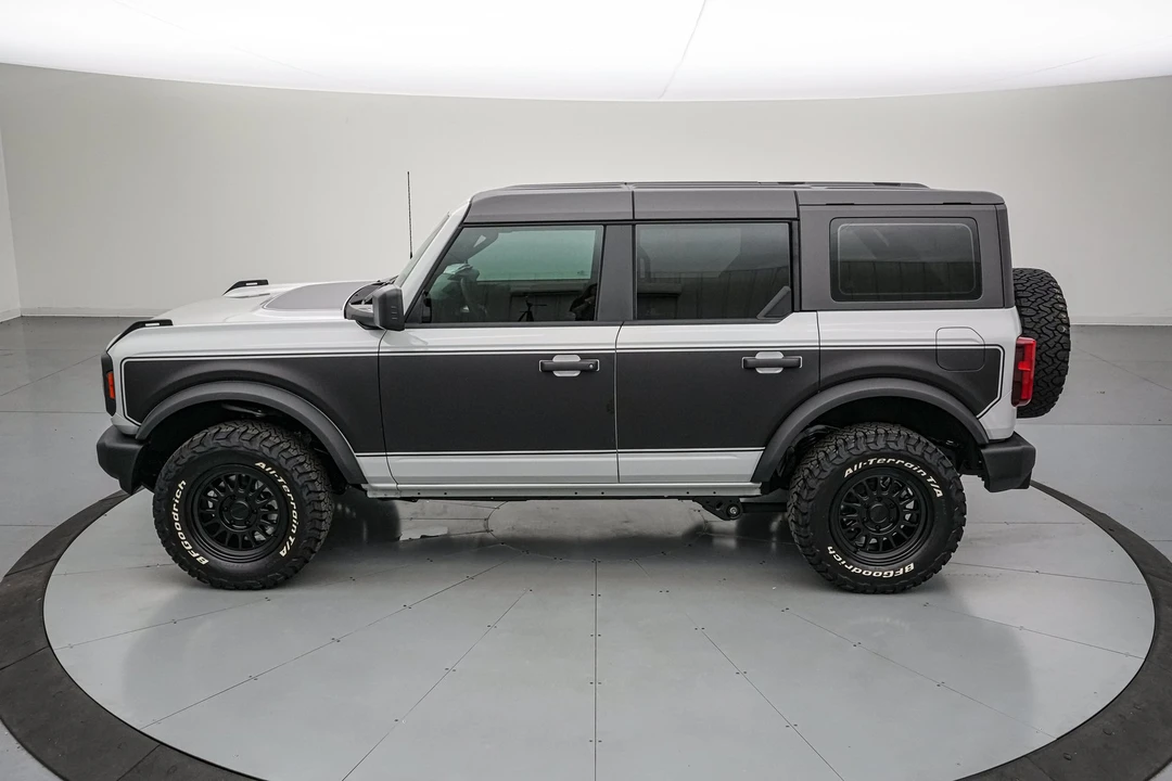 2026 Ford Bronco 6th Gen - Image 9 of 31
