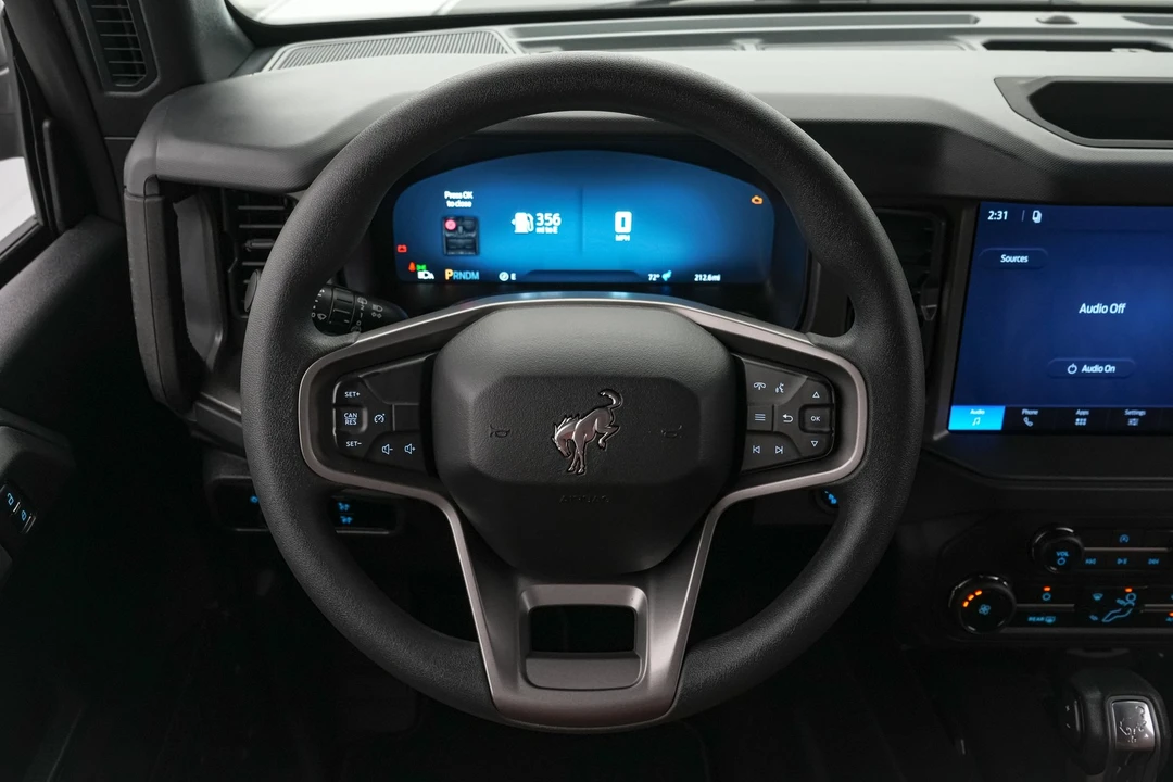 2026 Ford Bronco 6th Gen - Image 22 of 31