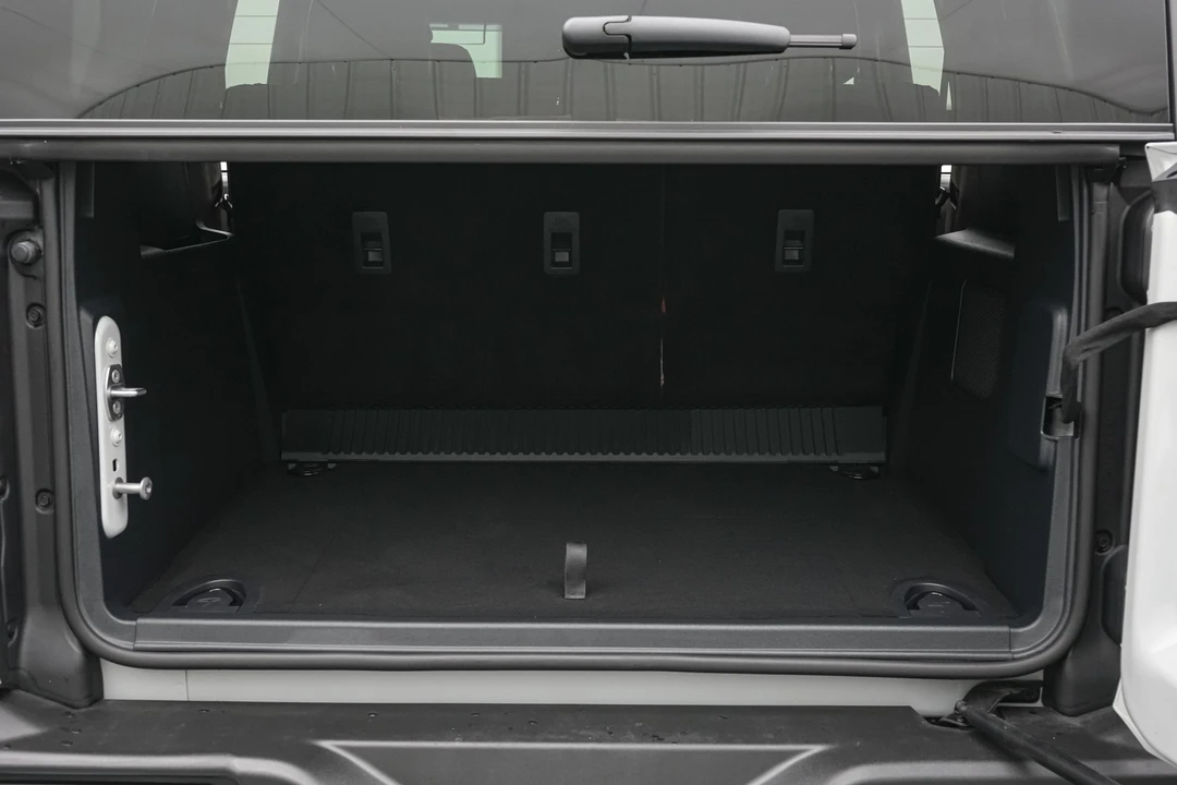 2026 Ford Bronco 6th Gen - Image 30 of 31