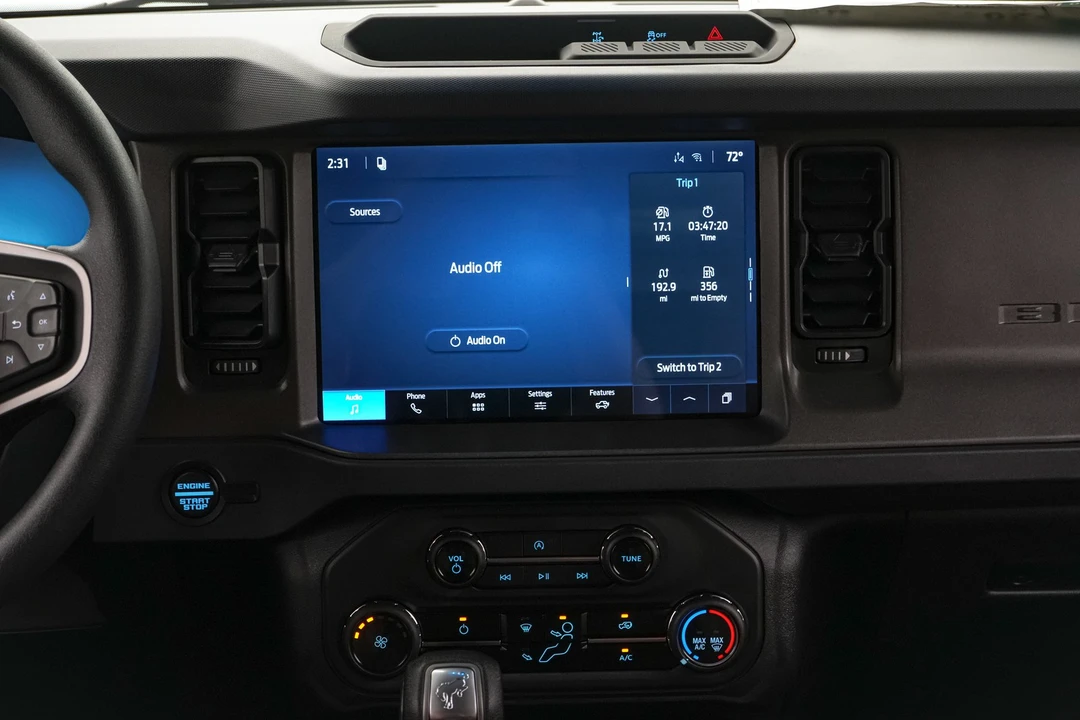 2026 Ford Bronco 6th Gen - Image 24 of 31