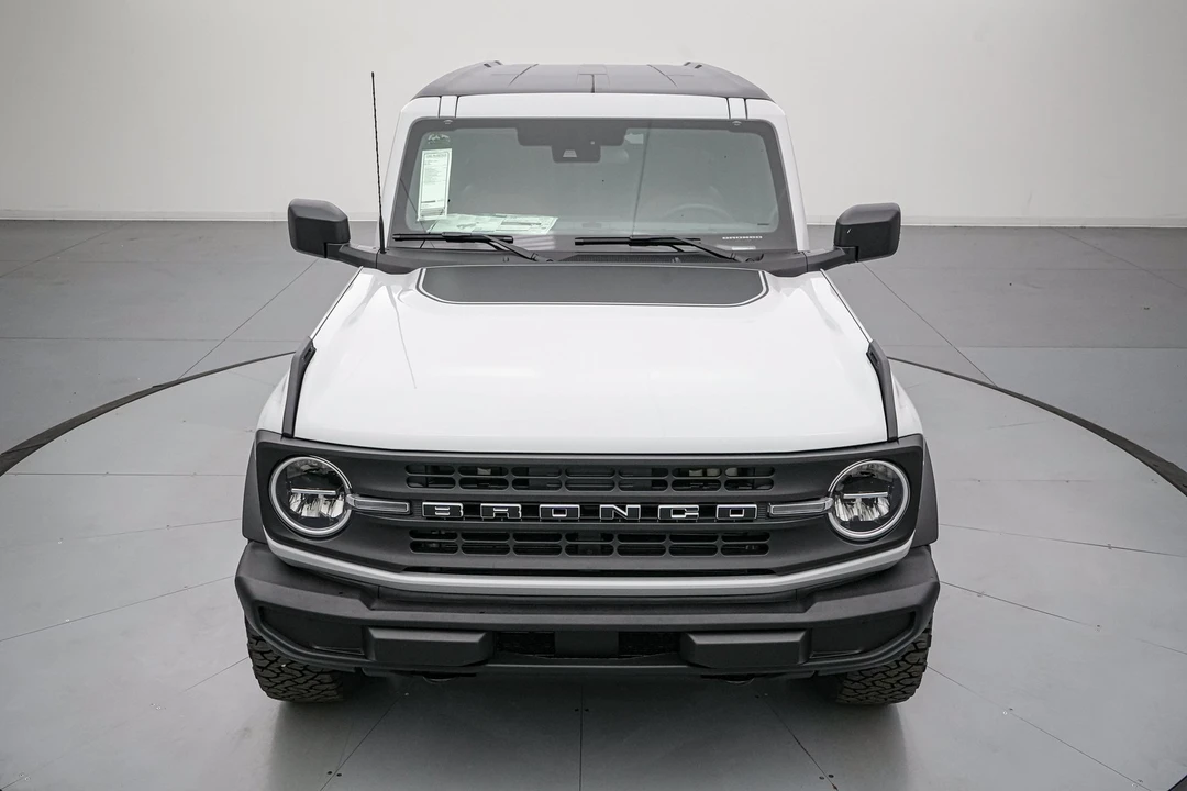 2026 Ford Bronco 6th Gen - Image 11 of 31