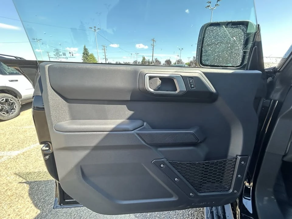 2026 Ford Bronco 6th Gen - Image 13 of 20