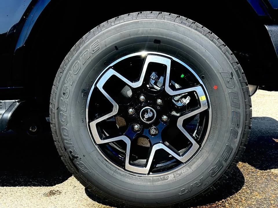 2026 Ford Bronco 6th Gen - Image 9 of 20