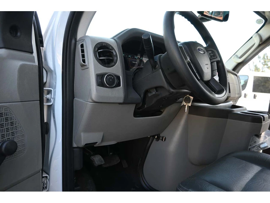 2026 Ford Super Duty 5th Gen - Image 28 of 31