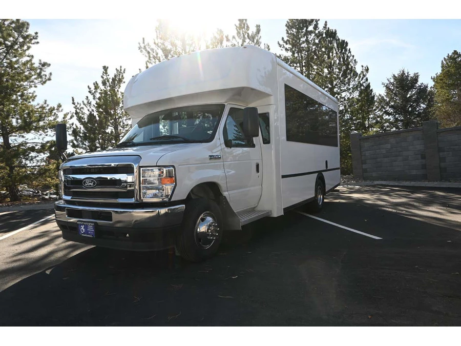 2026 Ford Super Duty 5th Gen - Image 10 of 31