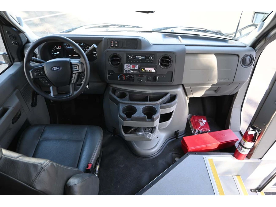 2026 Ford Super Duty 5th Gen - Image 24 of 31