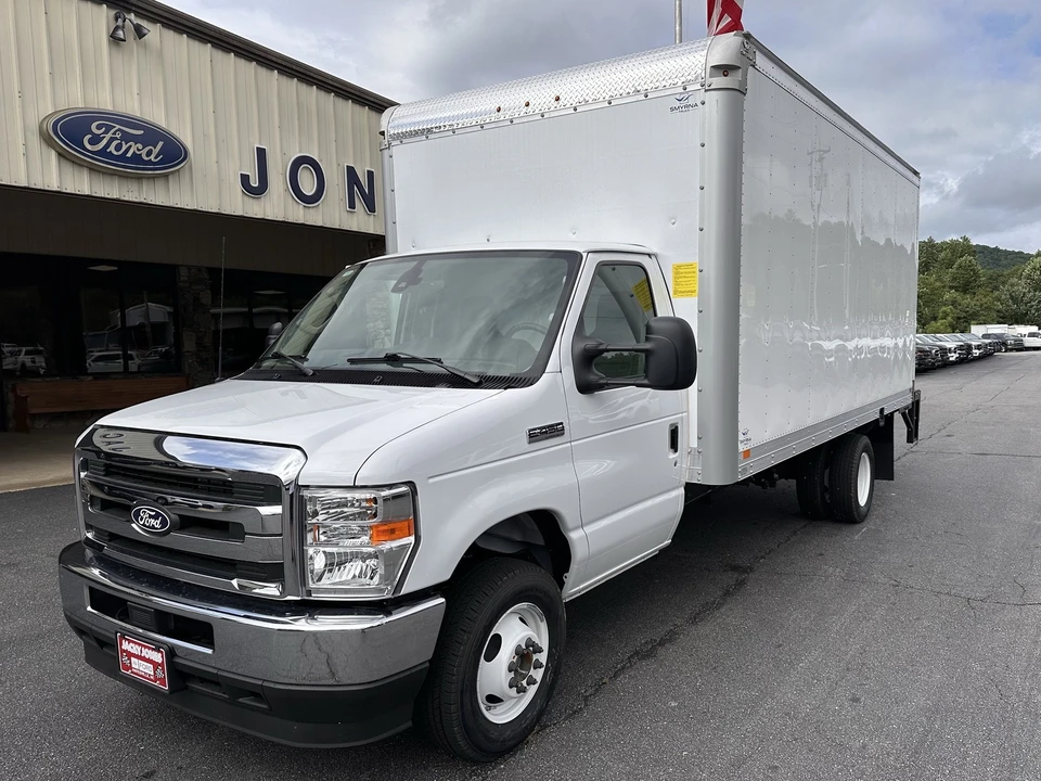 2026 Ford Super Duty 5th Gen - Image 2 of 21