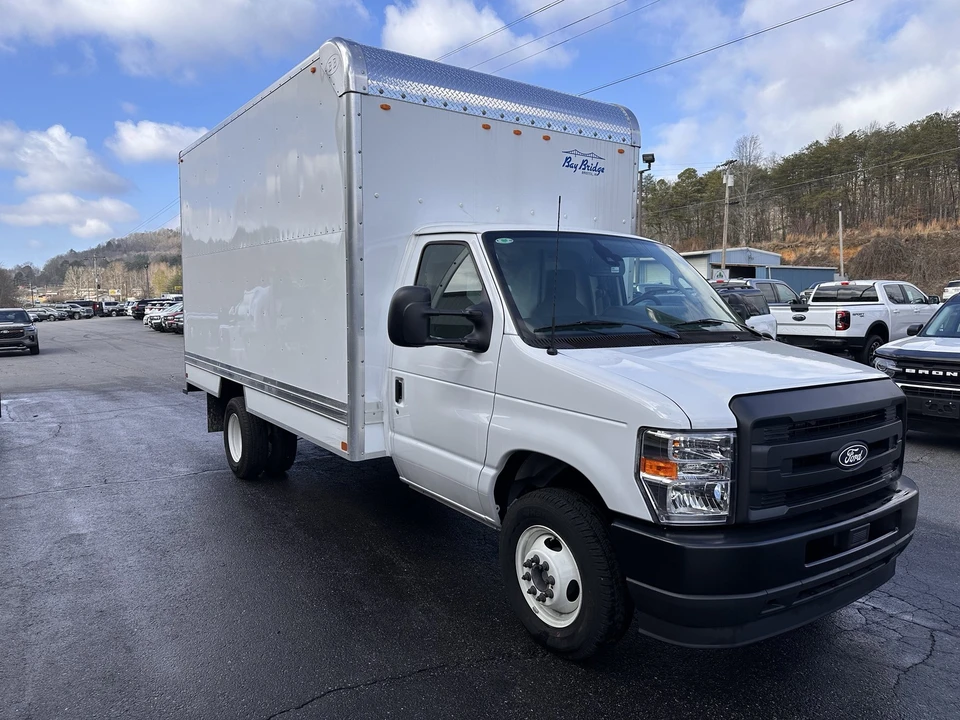 2026 Ford Super Duty 5th Gen - Image 4 of 23