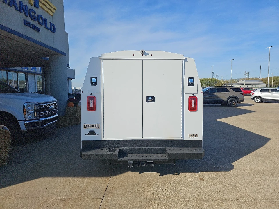 2026 Ford Econoline Van - Image 15 of 21
