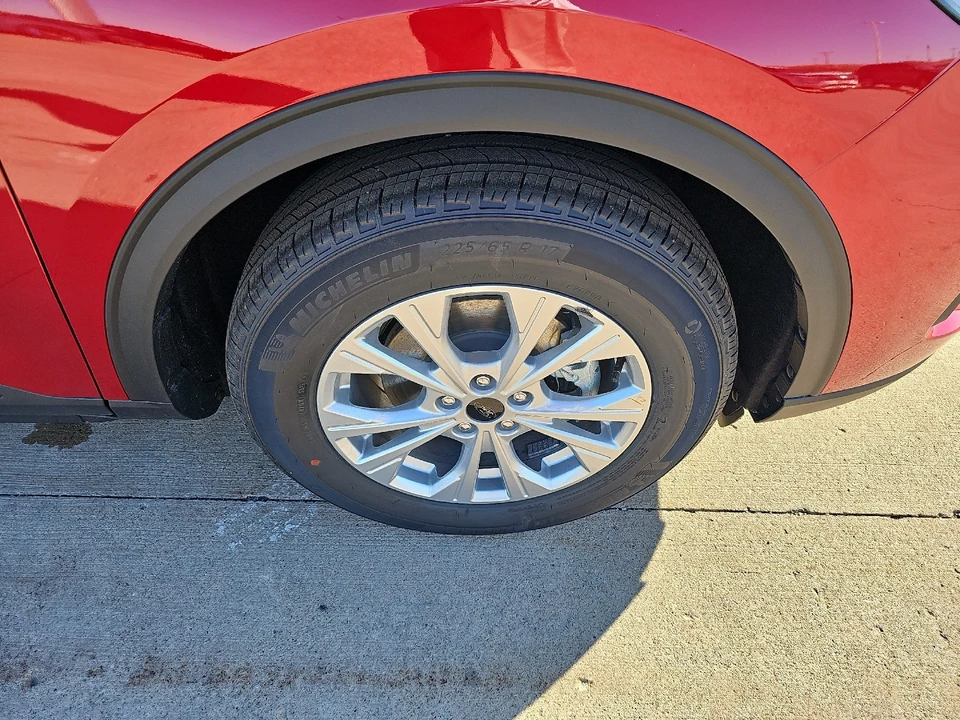 2026 Ford Escape - Image 4 of 21