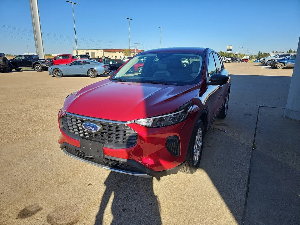2026 Ford Escape - Image 15 of 21